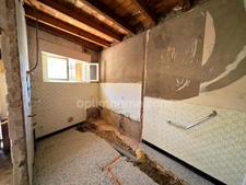Maison de 83 m² à rénover avec terrain et garage à moins d'une heure de la frontière luxembourgeoise.