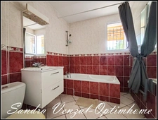 MAISON INDIVIDUELLE + STUDIO proche du CENTRE VILLE sur une PARCELLE de 282 m2