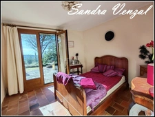 VILLA D'ARCHITECTE à DIGNE LES BAINS, avec une VUE REMARQUABLE, sans VIS à VIS, EXPOSITION SUD, 4 CHAMBRES