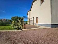 Vierzon au calme,maison individuelle de près de 130m2 sans travaux.