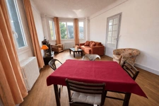 Vierzon au calme,maison sur sous-sol en bon état de 125m2