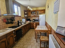 Vierzon au calme,maison individuelle de près de 130m2 sans travaux.