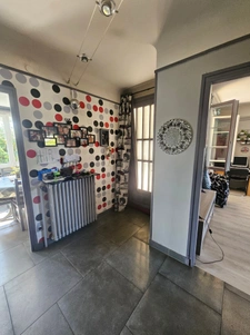 Quartier prisé de Vierzon,vaste maison sur beau terrain de plus de 3000m2