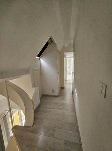 Maison sur sous sol,135m2 habitables en parfait état.Vierzon(18100).