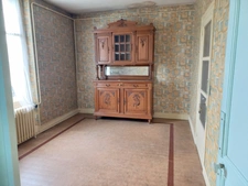 Maison de charme de 140m2 à rénover, 4 chambres,Vierzon Village