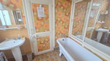 Maison de charme de 140m2 à rénover, 4 chambres,Vierzon Village