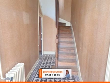 Maison de charme de 140m2 à rénover, 4 chambres,Vierzon Village