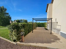 Vierzon au calme,maison individuelle de près de 130m2 sans travaux.