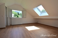 COMME UNE MAISON – 140 m² rénovés, jardin privatif, garage double