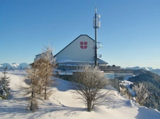 LE REVARD – TERRAIN À BÂTIR DE 985 M² AVEC VUE PANORAMIQUE SUR LES BAUGES