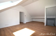 COMME UNE MAISON – 140 m² rénovés, jardin privatif, garage double
