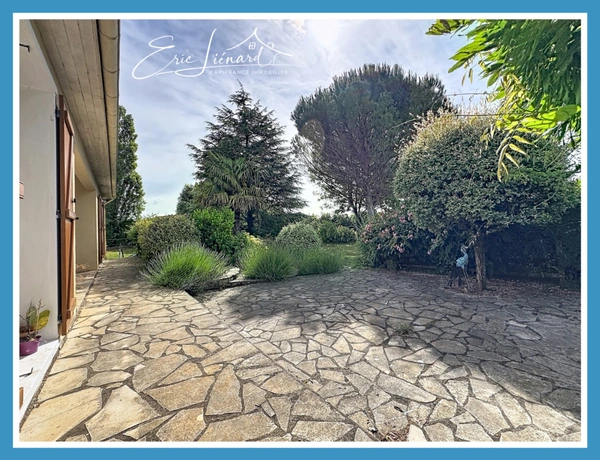Maison à vendre 7 pièces SAINTE EANNE (79)