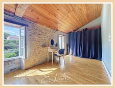 House for sale, 8 rooms, NANTEUIL (79)