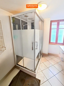 Baisse de prix pour cette maison de 100 m², parfaite pour un projet locatif ou une résidence principale.