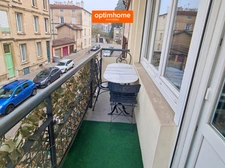Appartement 4 pièces avec place de stationnement et balcon