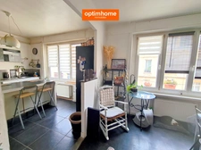Appartement 4 pièces avec place de stationnement et balcon