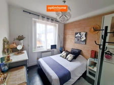 Appartement 4 pièces avec place de stationnement et balcon