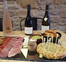 Bar-restaurant à VAL-D'OINGT (69)