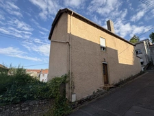 Maison de village 5 pièces avec jardin et fort potentiel – Réhon (54430)