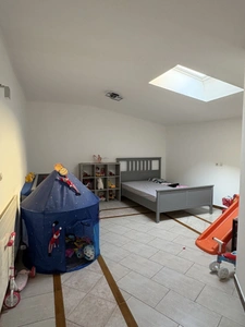 Maison familiale 5 pièces à vendre avec grands garages, jardin et combles aménageables - Cons-la-grandville 54870