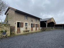 Propriété avec installations équestres  - DONCOURT LES LONGUYON (54)