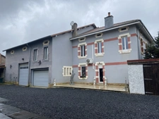Propriété avec installations équestres  - DONCOURT LES LONGUYON (54)