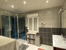 Propriété avec installations équestres  - DONCOURT LES LONGUYON (54)