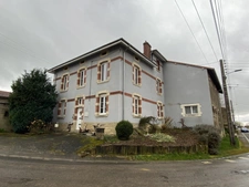 Propriété avec installations équestres  - DONCOURT LES LONGUYON (54)