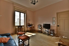 Maison à vendre 12 pièces  (01)