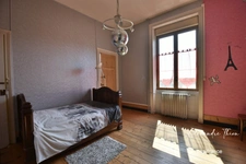 Maison à vendre 12 pièces  (01)