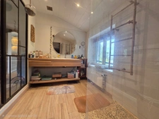 Propriete à vendre 11 pièces DOMPIERRE SUR VEYLE (01)
