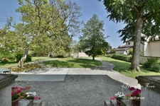 Maison à vendre 12 pièces  (01)
