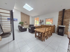Propriete à vendre 11 pièces DOMPIERRE SUR VEYLE (01)