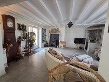 Propriete à vendre 11 pièces DOMPIERRE SUR VEYLE (01)