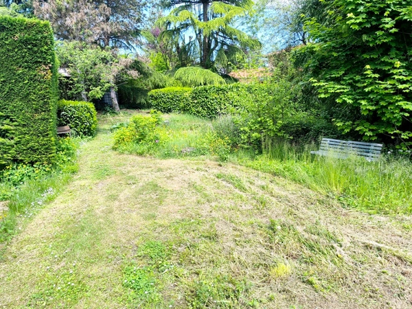 Saint-Didier-au-Mont-d'Or – Terrain constructible 