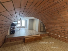Maison de village à vendre 4 pièces JUJURIEUX (01)