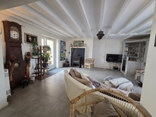 Propriete à vendre 11 pièces DOMPIERRE SUR VEYLE (01)