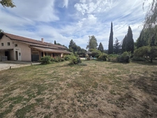 Propriete à vendre 11 pièces DOMPIERRE SUR VEYLE (01)