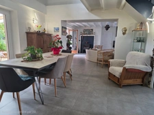 Propriete à vendre 11 pièces DOMPIERRE SUR VEYLE (01)
