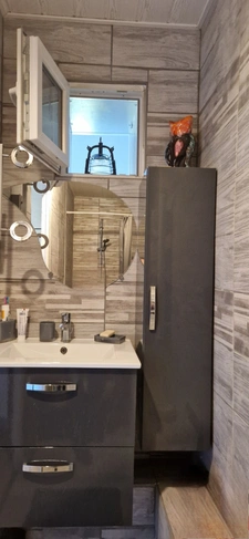 Maison 3 pièces avec jardin + garages + potentiel appartement à rénover