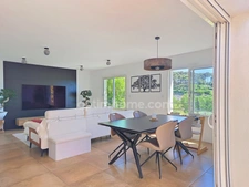 VILLA CONTEMPORAINE T5 OLLIOULES (83)