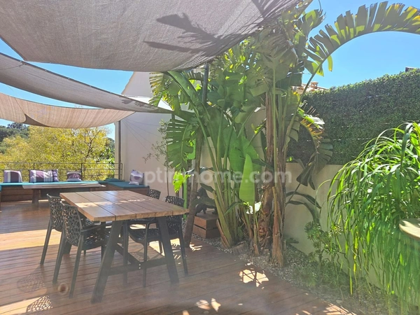 VILLA CONTEMPORAINE T5 OLLIOULES (83)