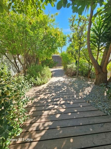 VILLA CONTEMPORAINE T5 OLLIOULES (83)