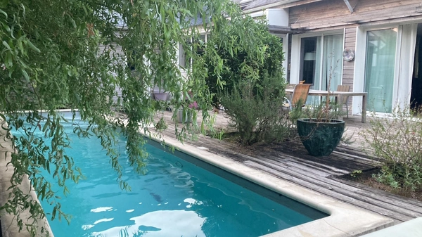 MAISON 246 M² - PIECE DE VIE SPACIEUSE 70m² - QUATRE SUITE PARENTALES