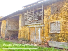 « PROMESSE » à AUZAS (31360) – Maison de caractère à réhabiliter – 315 m² + dépendances 265 m²sur 4 685 m² de terrain boisé – Un héritage à faire renaître