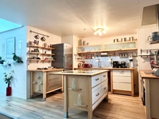 Maison atypique de plain-pied environ 120m² habitable