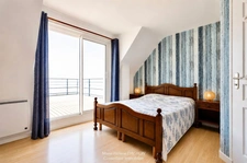 Maison à vendre 8 pièces  (56)