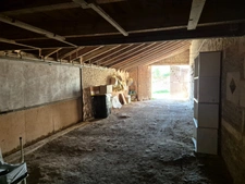 Corps de Ferme de 340 m2, avec plusieurs maisons indépendantes et 200 m2 de dépendances.