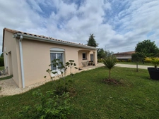 Pavillon Plain-Pied, 100 m2, 3 chambres. Prestation qualitative, terrain paysagé.