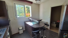 Pavillon Plain-Pied sur terrain clos et arboré, 3 chambres, proche bus et commerces
